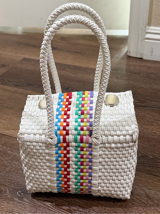 Handbags - EUC handmade plastic straw bag multi color
